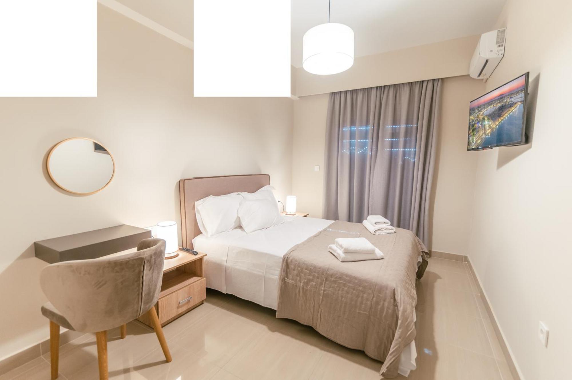 Brand New Elegant Suite Platánion Buitenkant foto