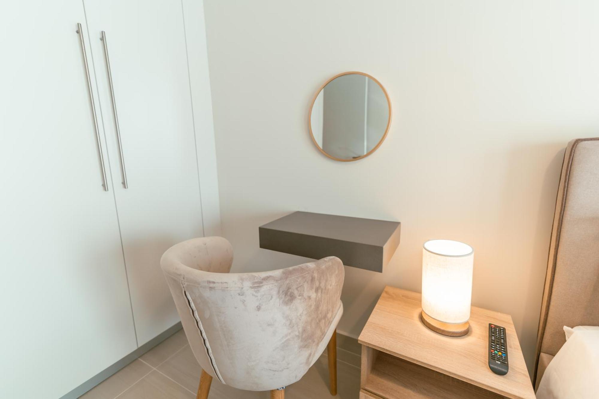 Brand New Elegant Suite Platánion Buitenkant foto